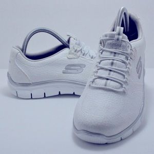 Skechers Sport Women's Empire Fashion Sneaker Size 8.5"